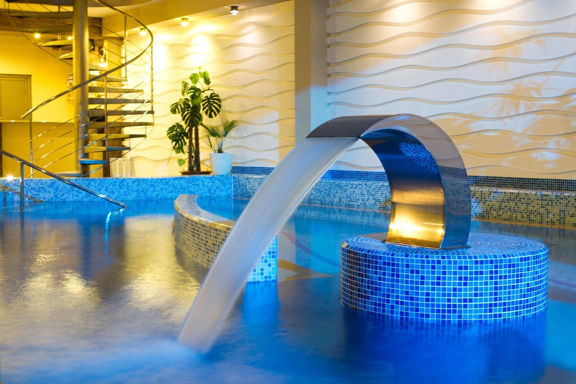 Piknik Wellness Hotel Siófok Exterior foto