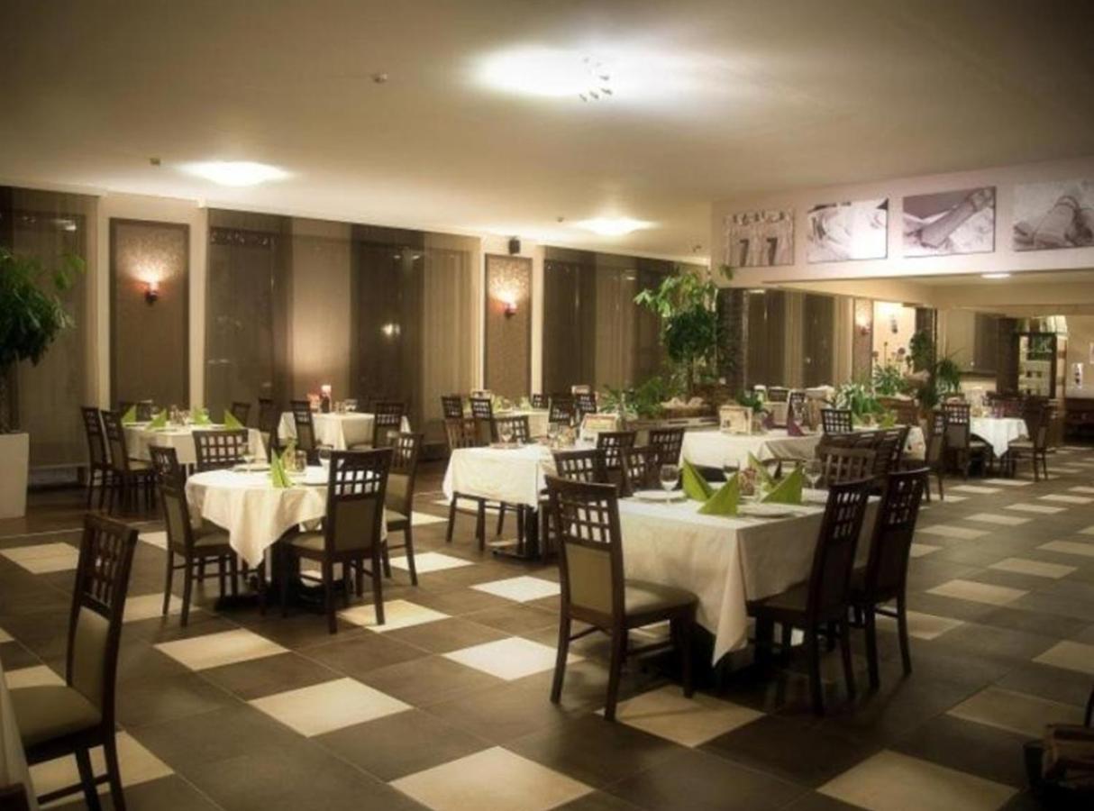 Piknik Wellness Hotel Siófok Exterior foto